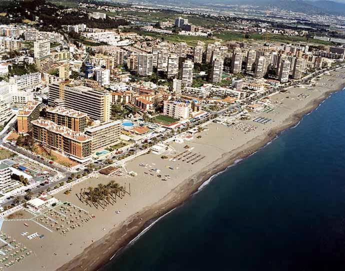 Nomad Malaga - Chic Apartament Center Торремолинос Экстерьер фото