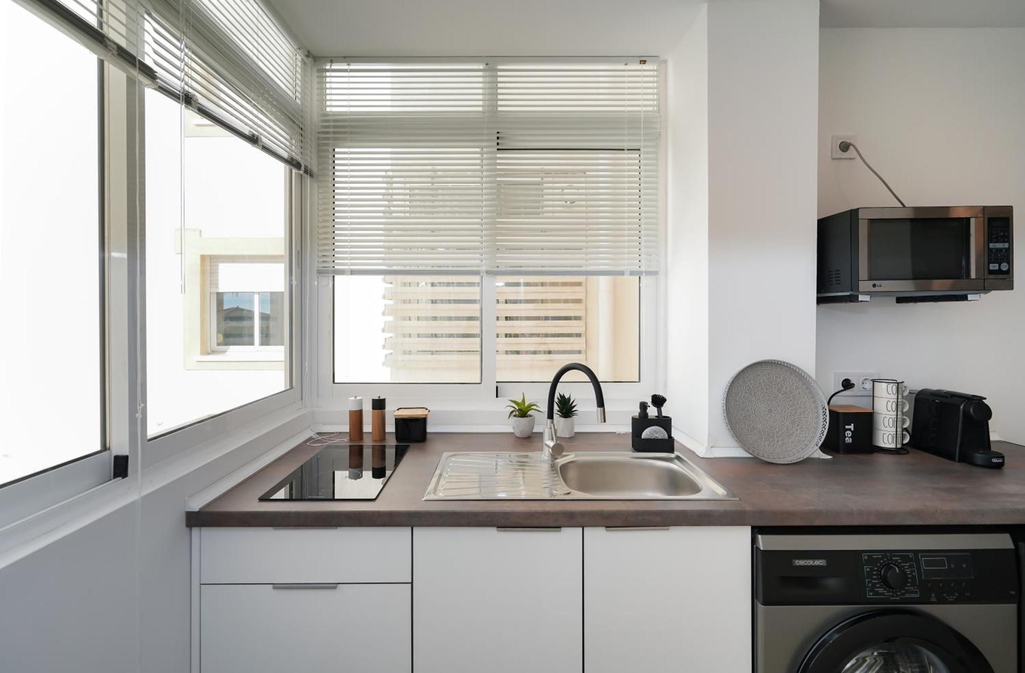 Nomad Malaga - Chic Apartament Center Торремолинос Экстерьер фото
