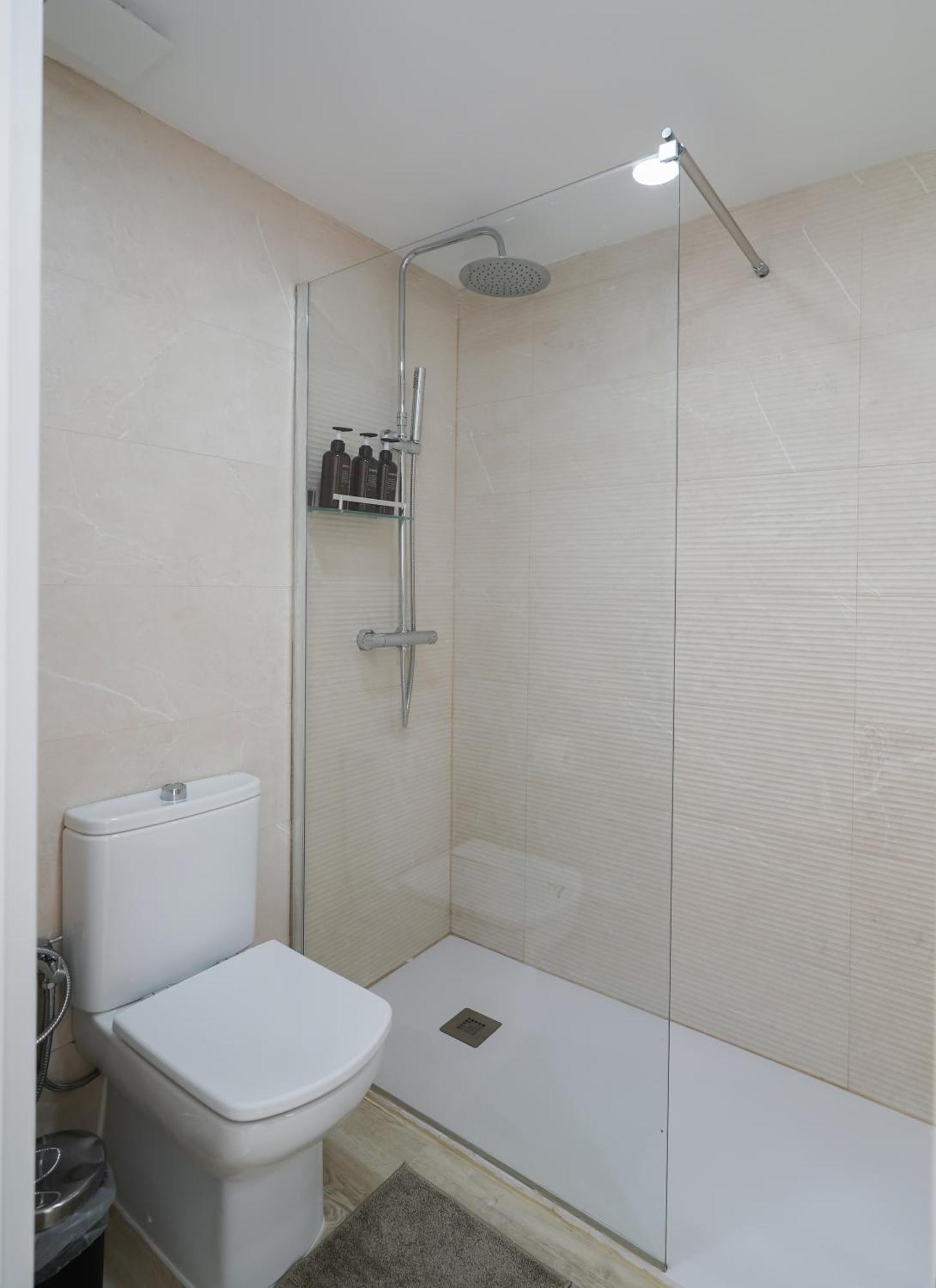 Nomad Malaga - Chic Apartament Center Торремолинос Экстерьер фото
