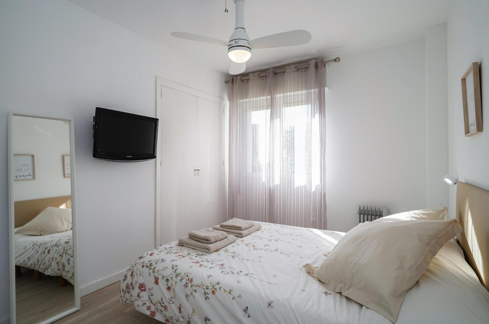 Nomad Malaga - Chic Apartament Center Торремолинос Экстерьер фото